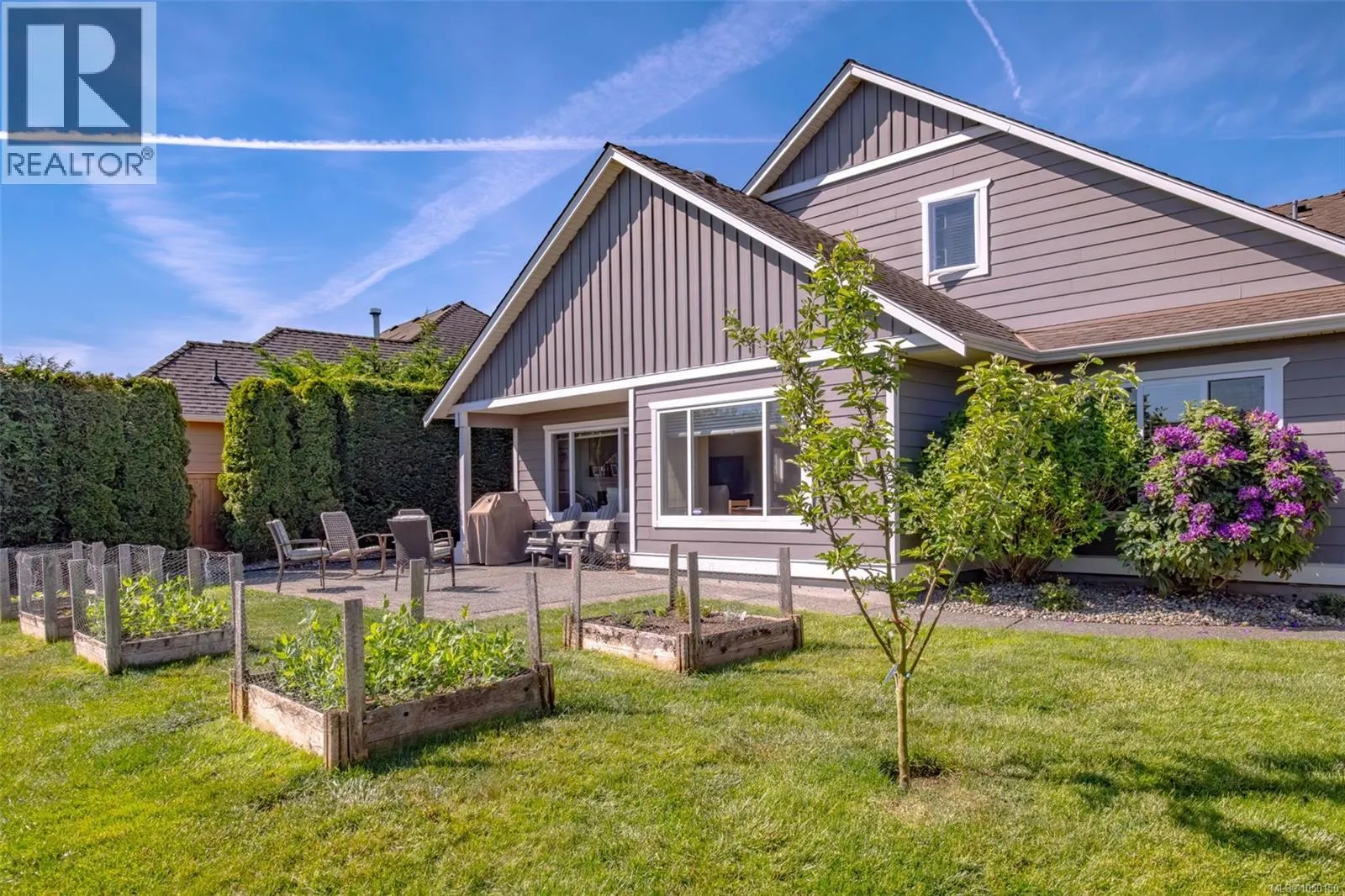 1153 Roberton Blvd