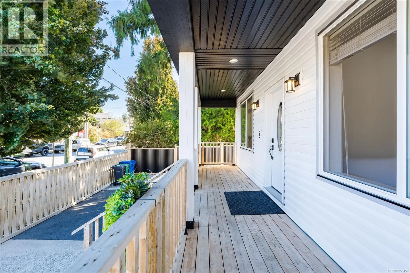 471 Selby St