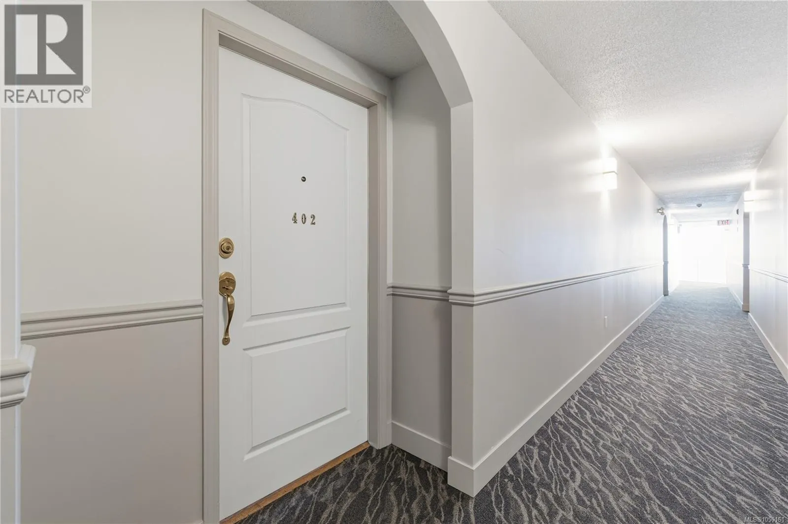 402 158 Promenade Dr