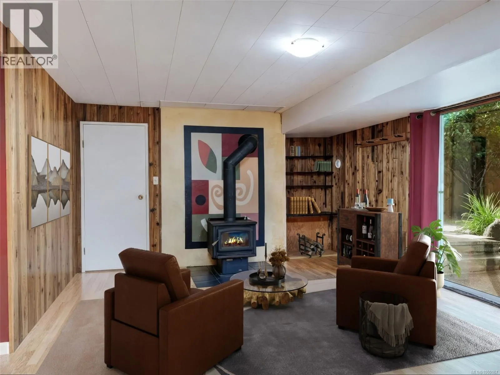 4290 Eastridge Cres