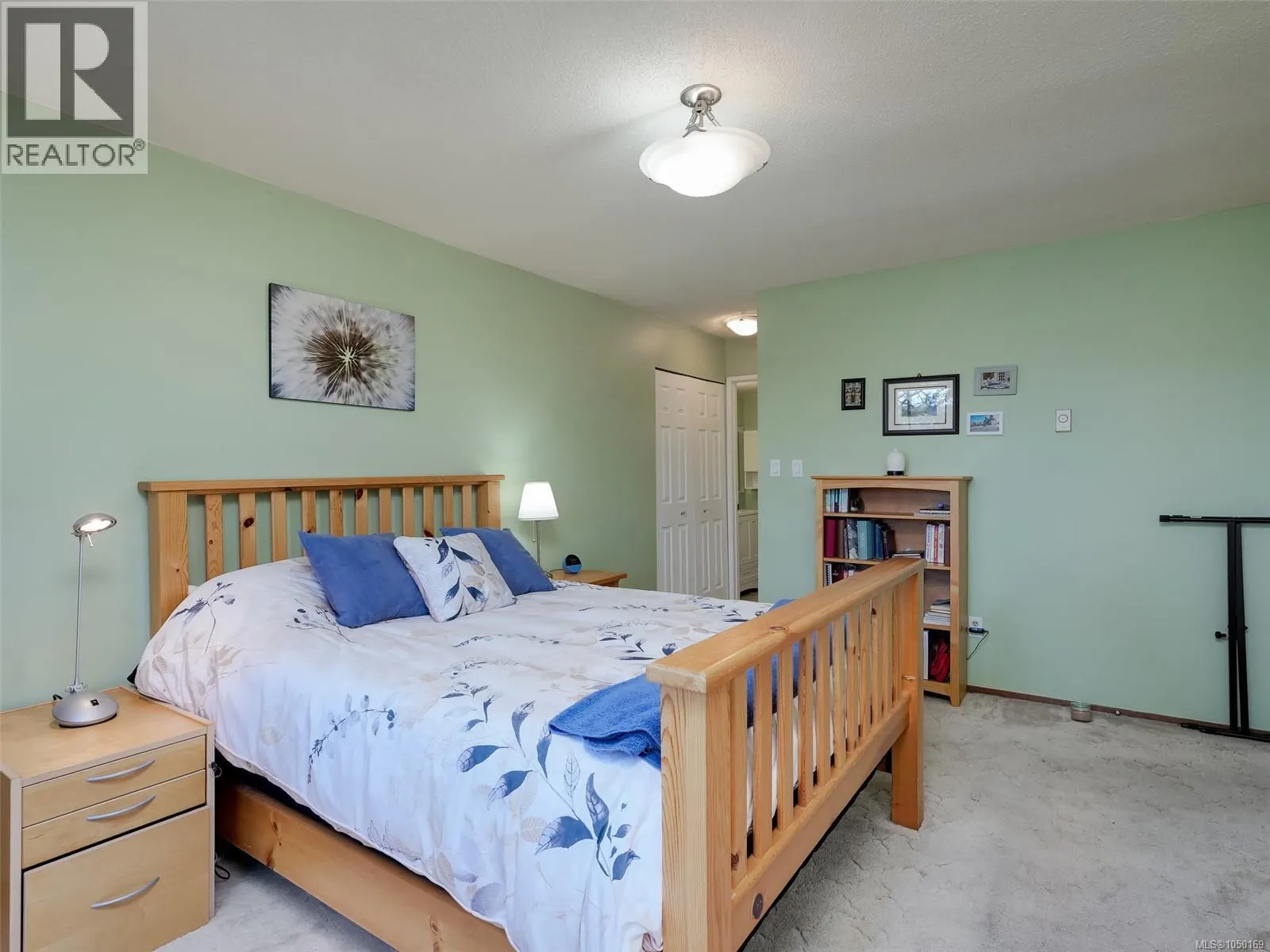 312 3962 Cedar Hill Rd