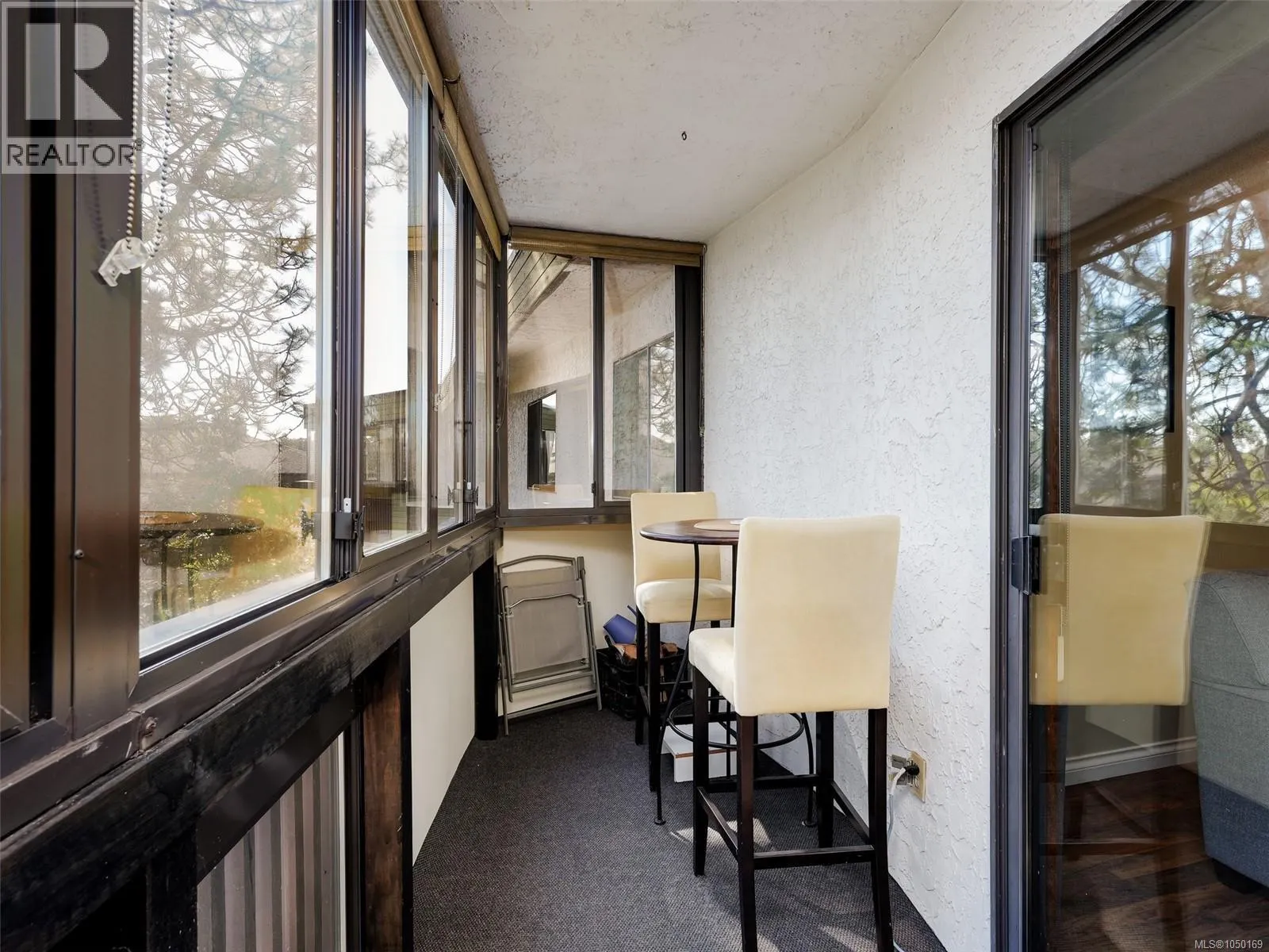 312 3962 Cedar Hill Rd