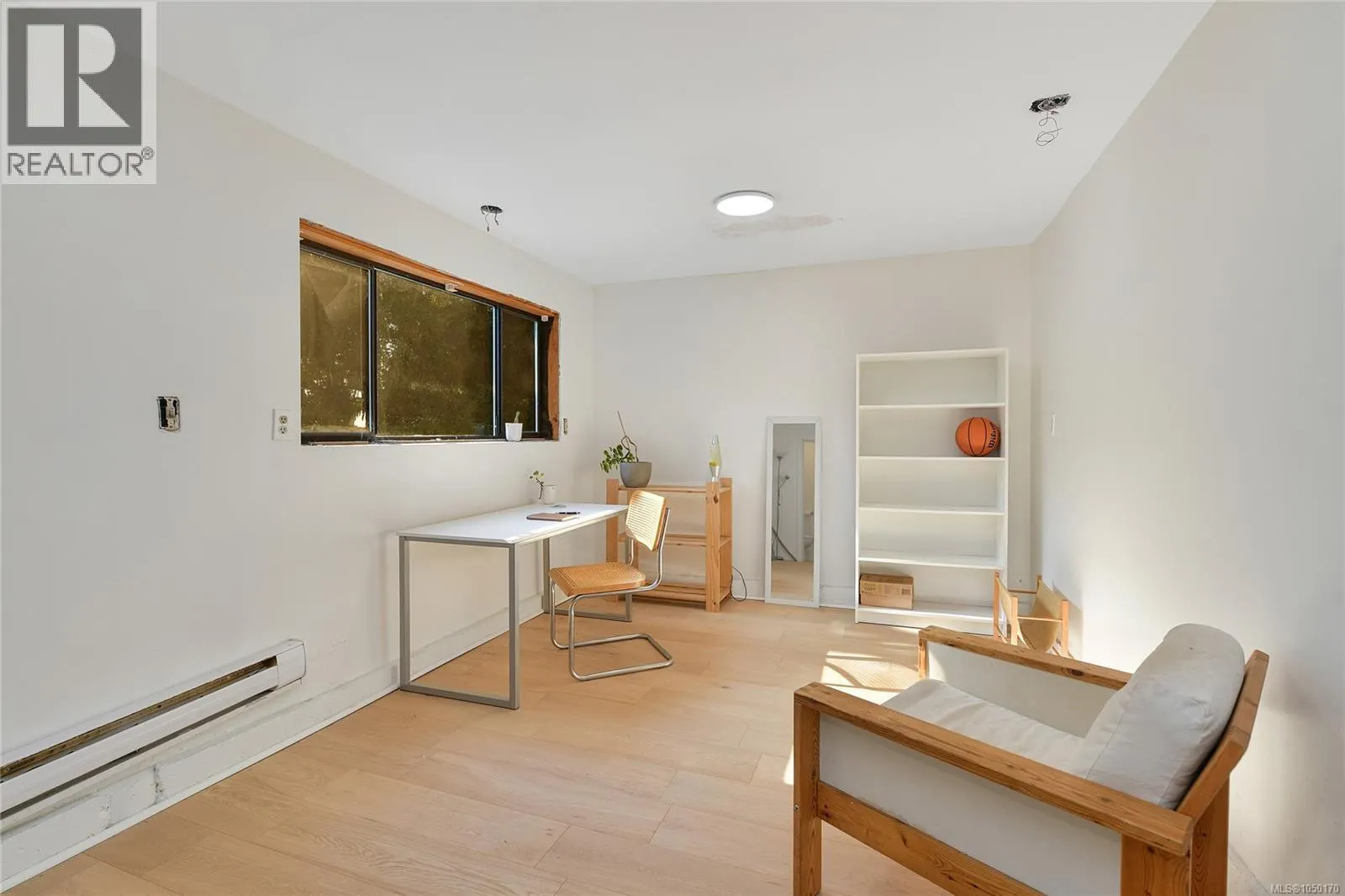 4039 Daffodil Pl