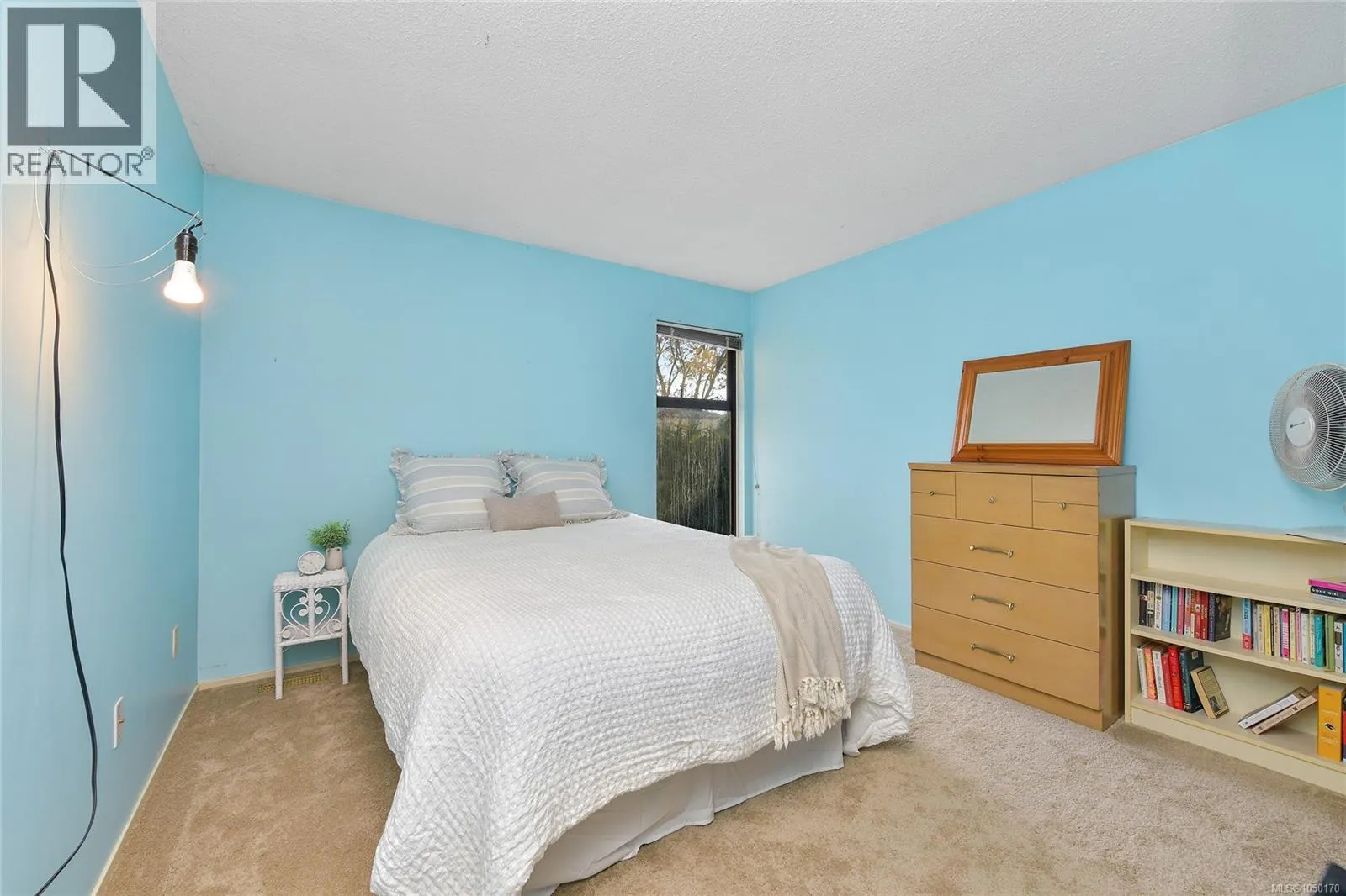 4039 Daffodil Pl