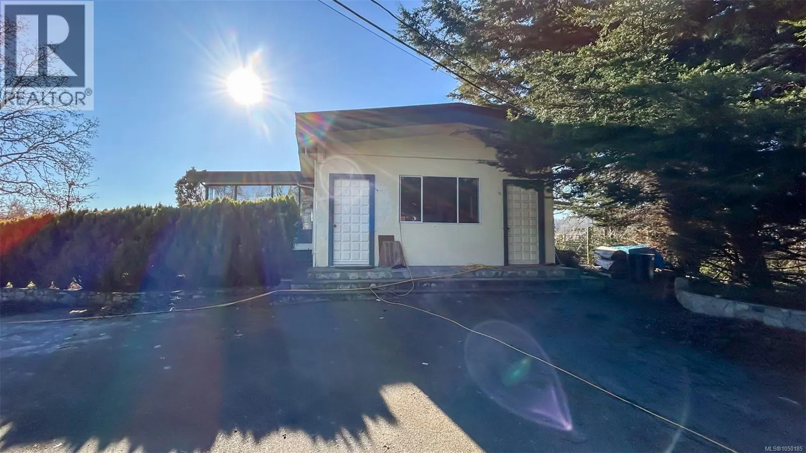 1899 John Rd