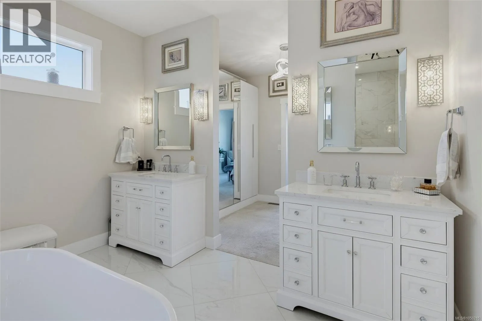 2379 Lairds Gate