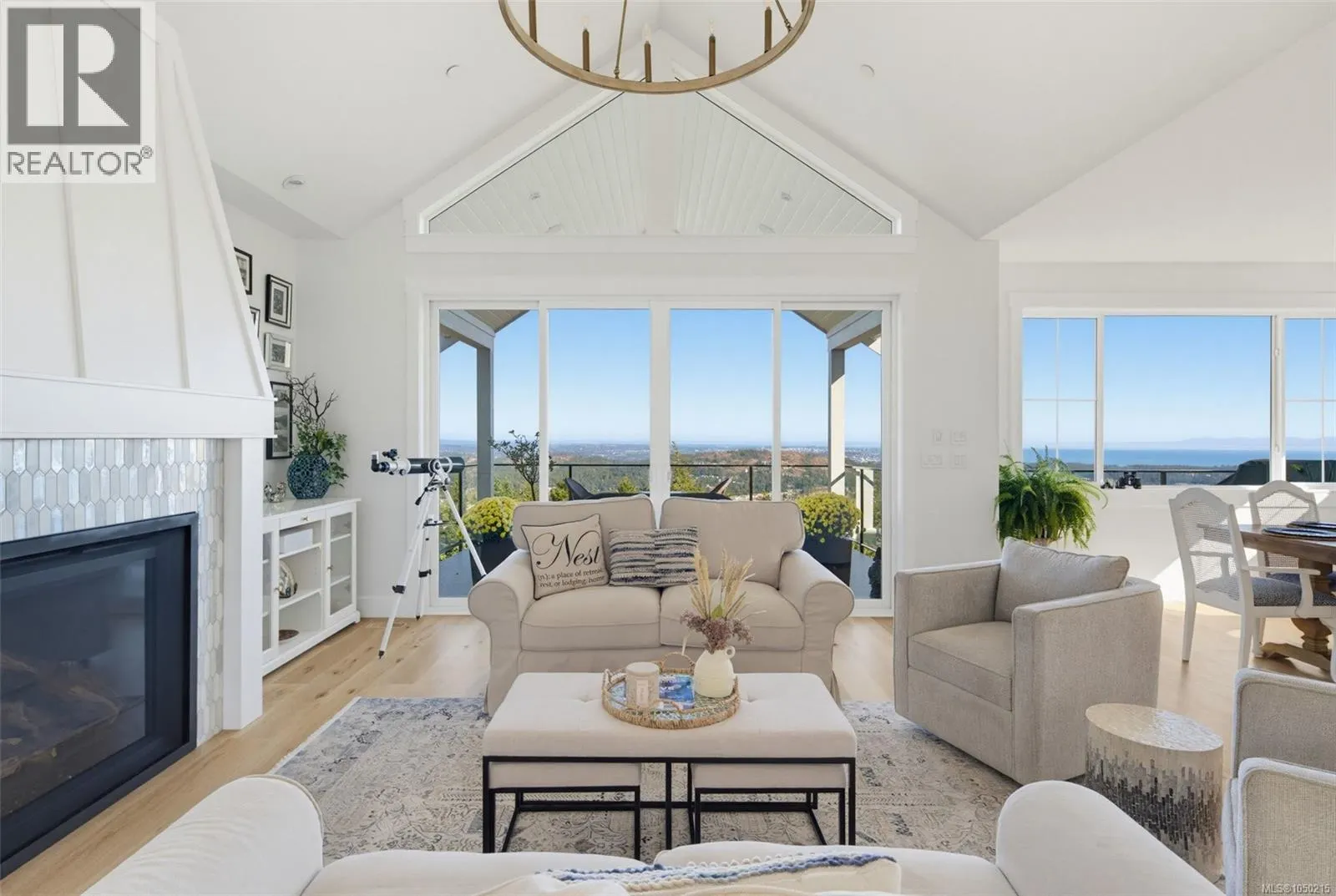 2379 Lairds Gate