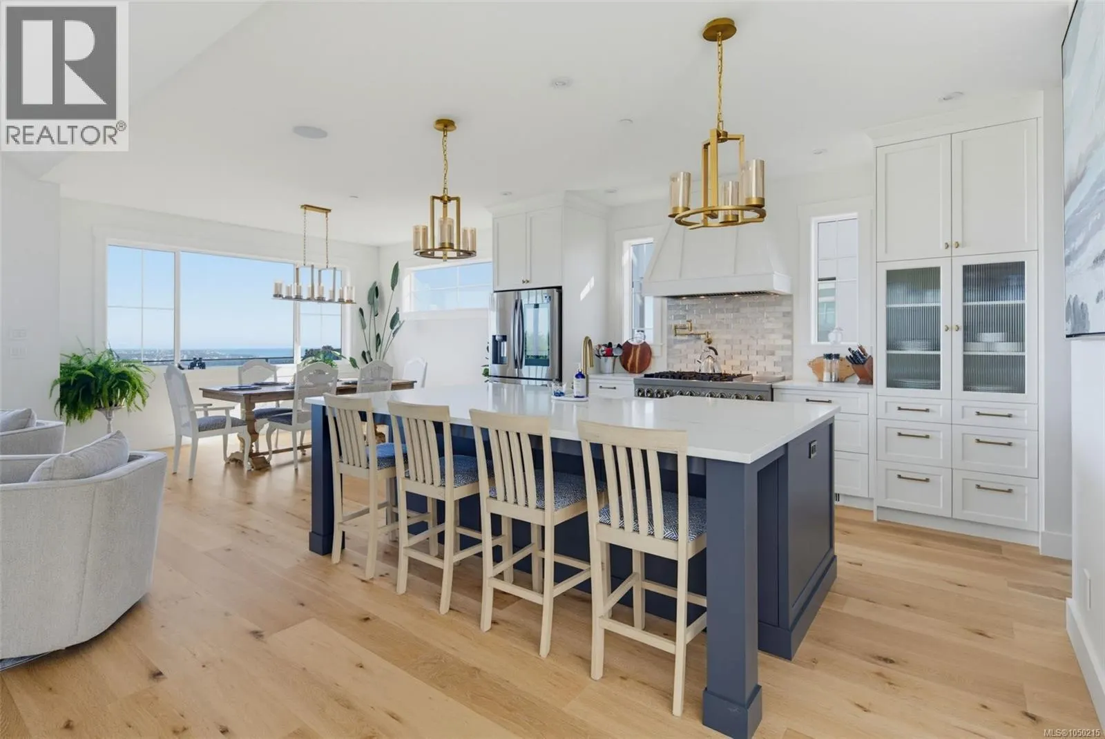 2379 Lairds Gate