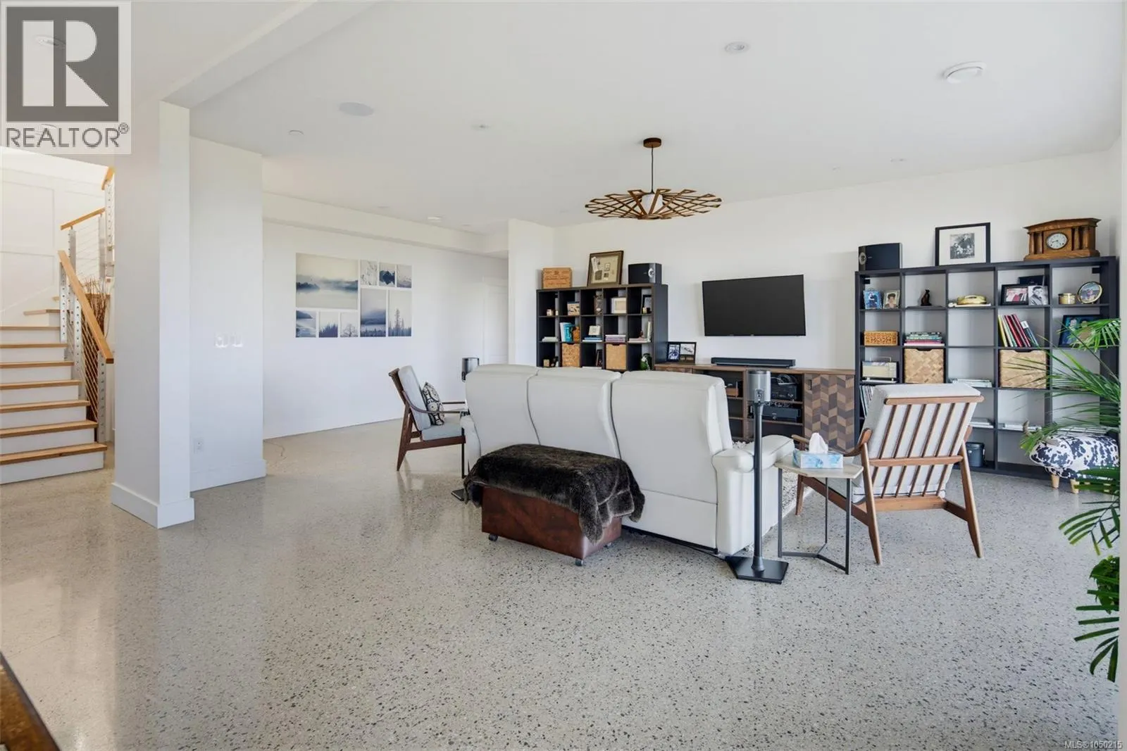 2379 Lairds Gate