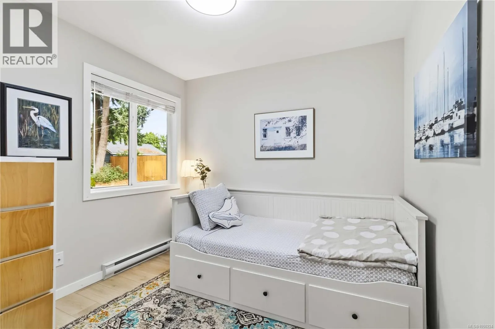 B 2319 Sooke Rd