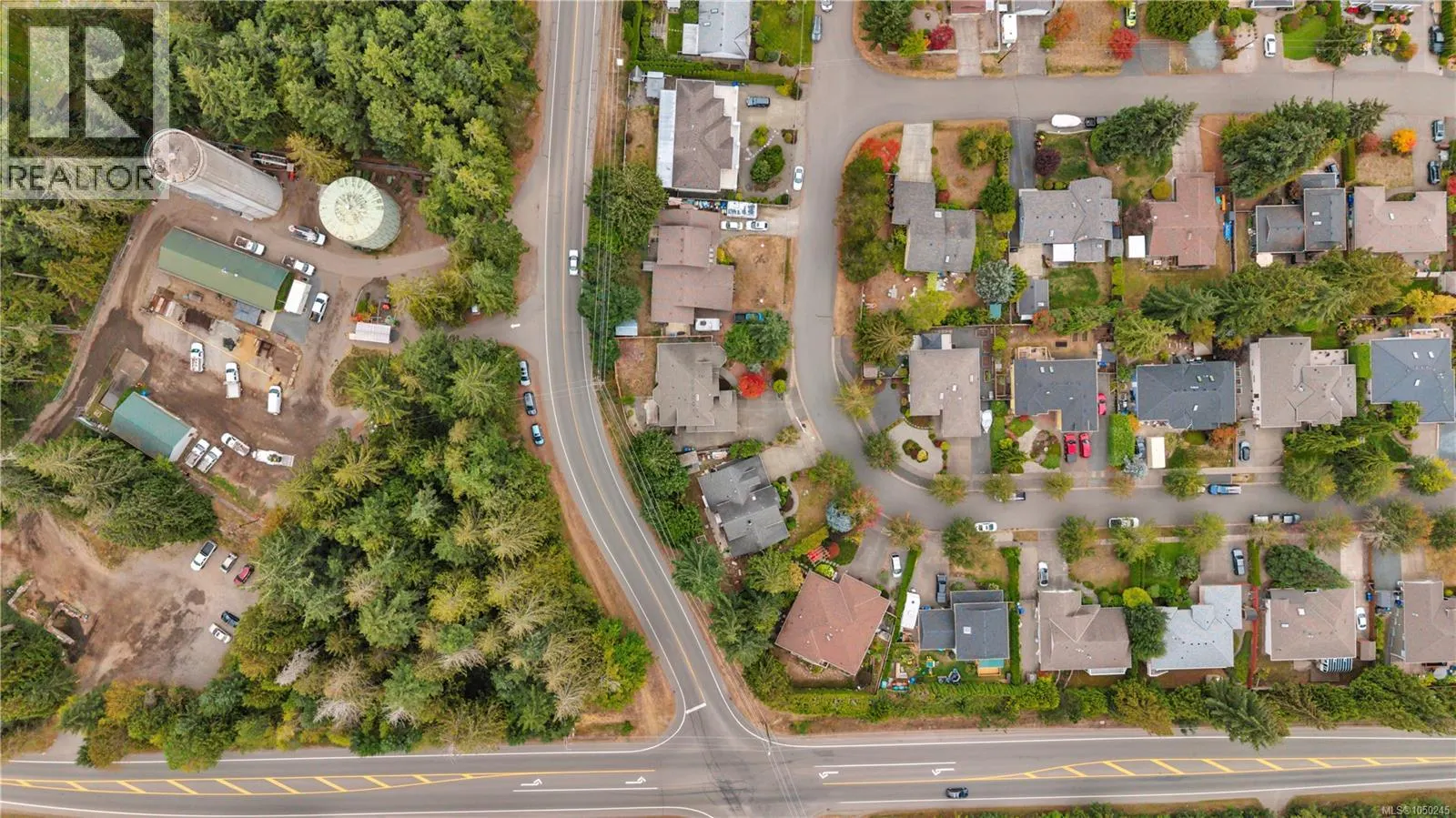 901 Savary Dr