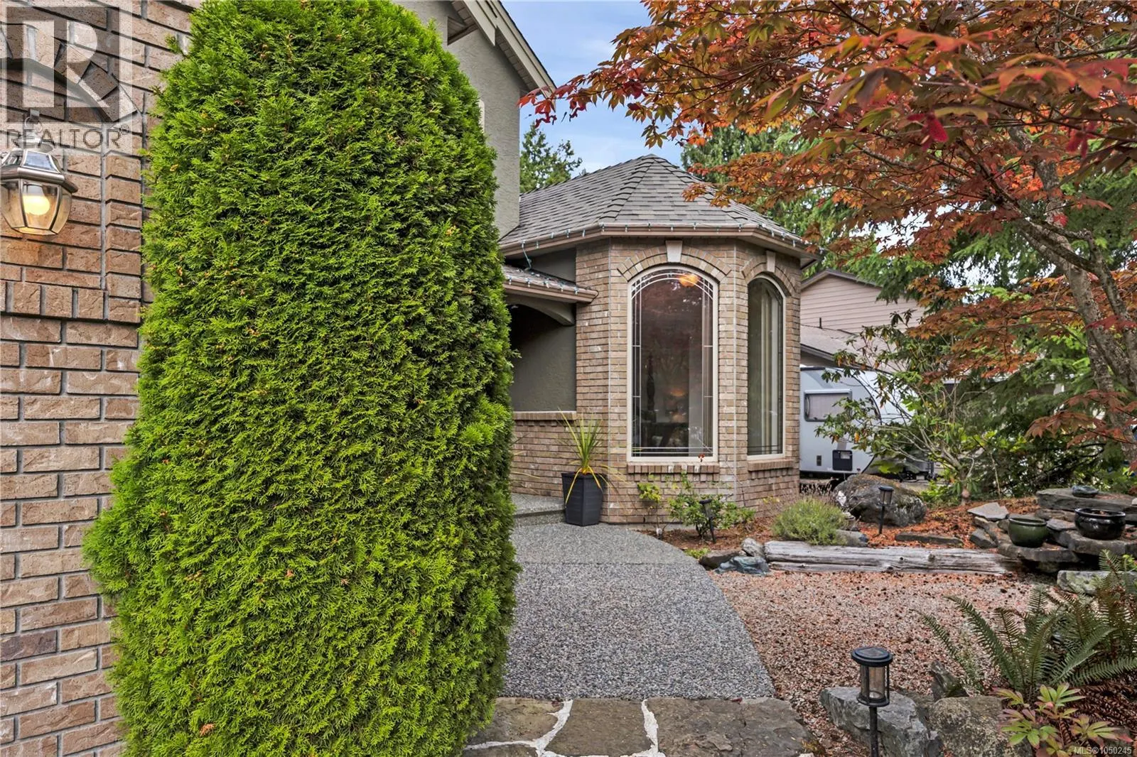 901 Savary Dr