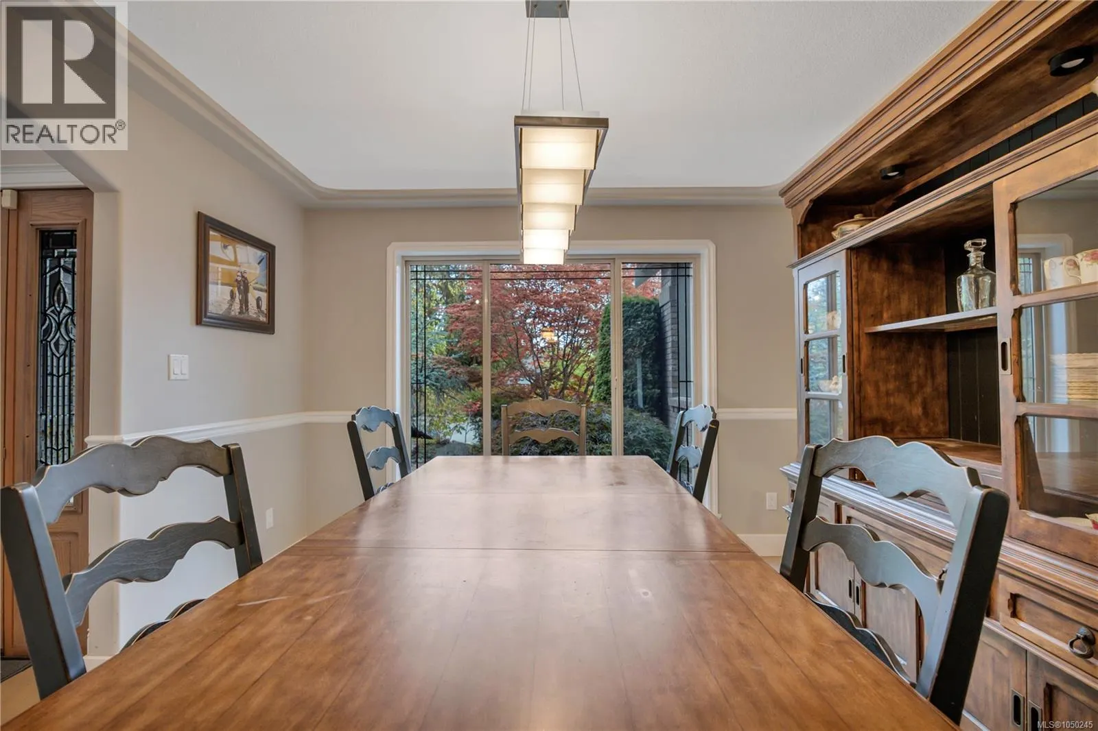 901 Savary Dr