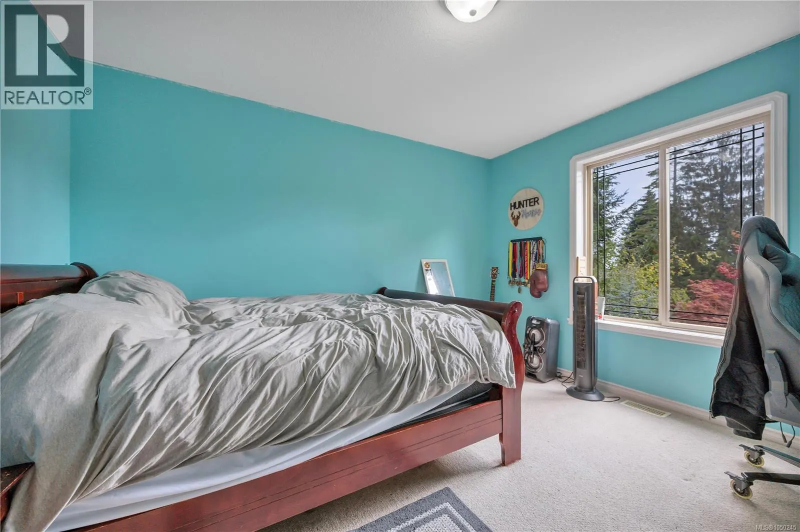 901 Savary Dr