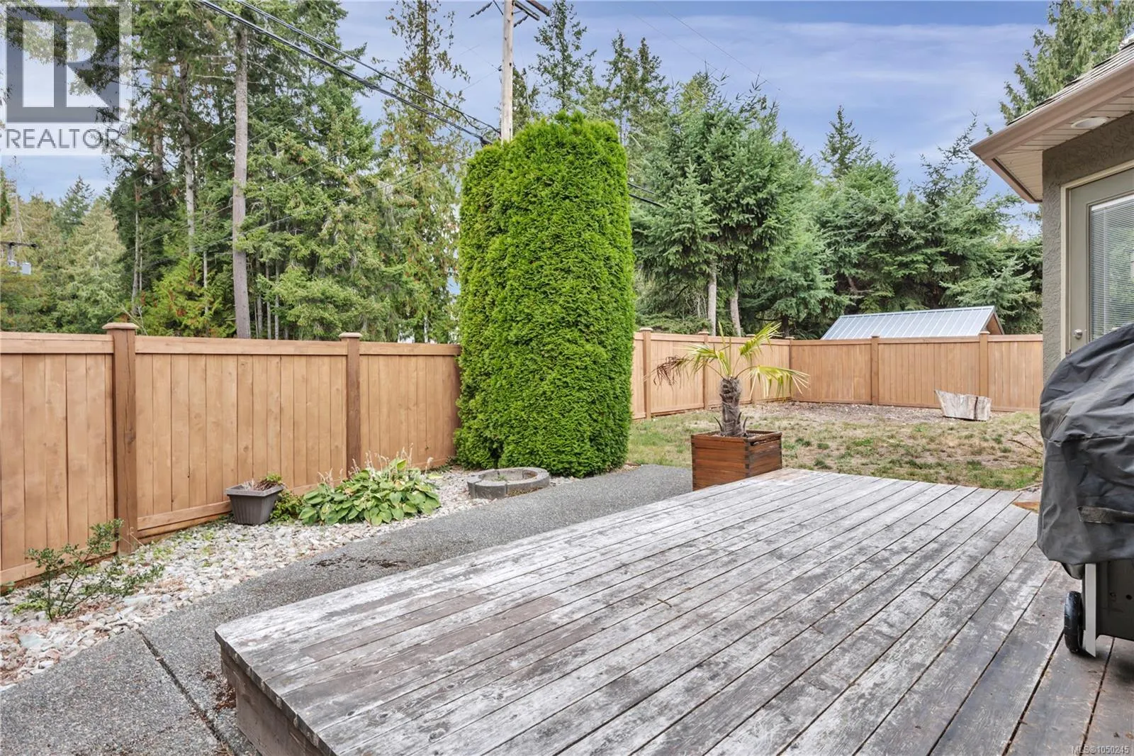 901 Savary Dr