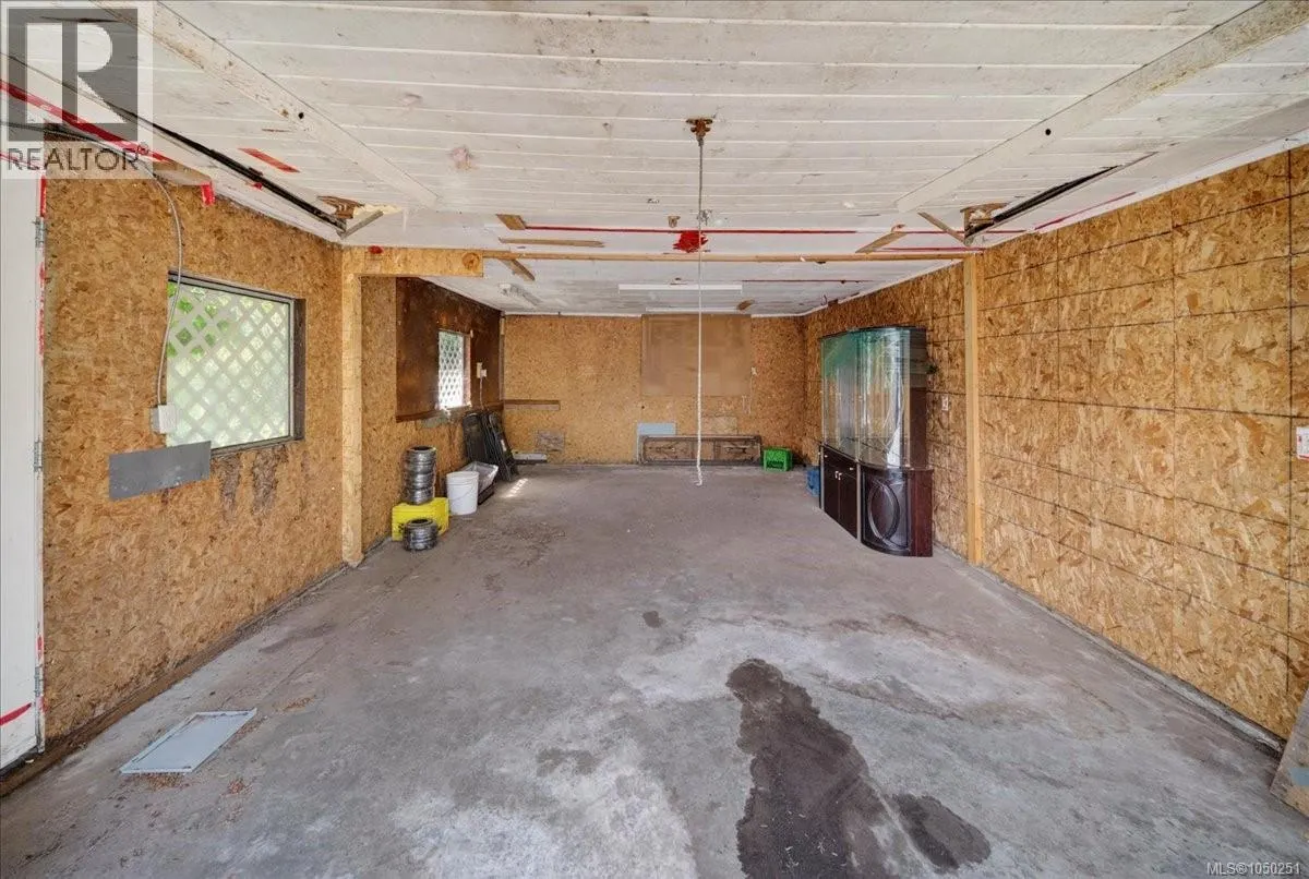 2216 Carpenter Rd