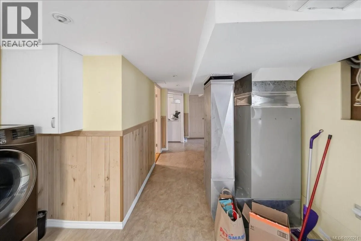 2216 Carpenter Rd