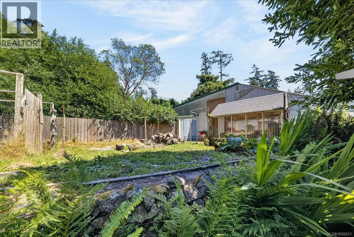 2216 Carpenter Rd