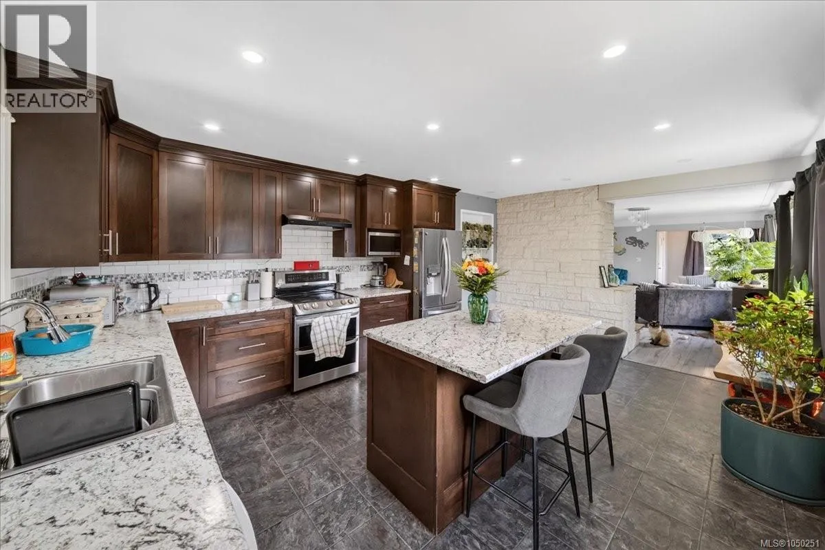 2216 Carpenter Rd