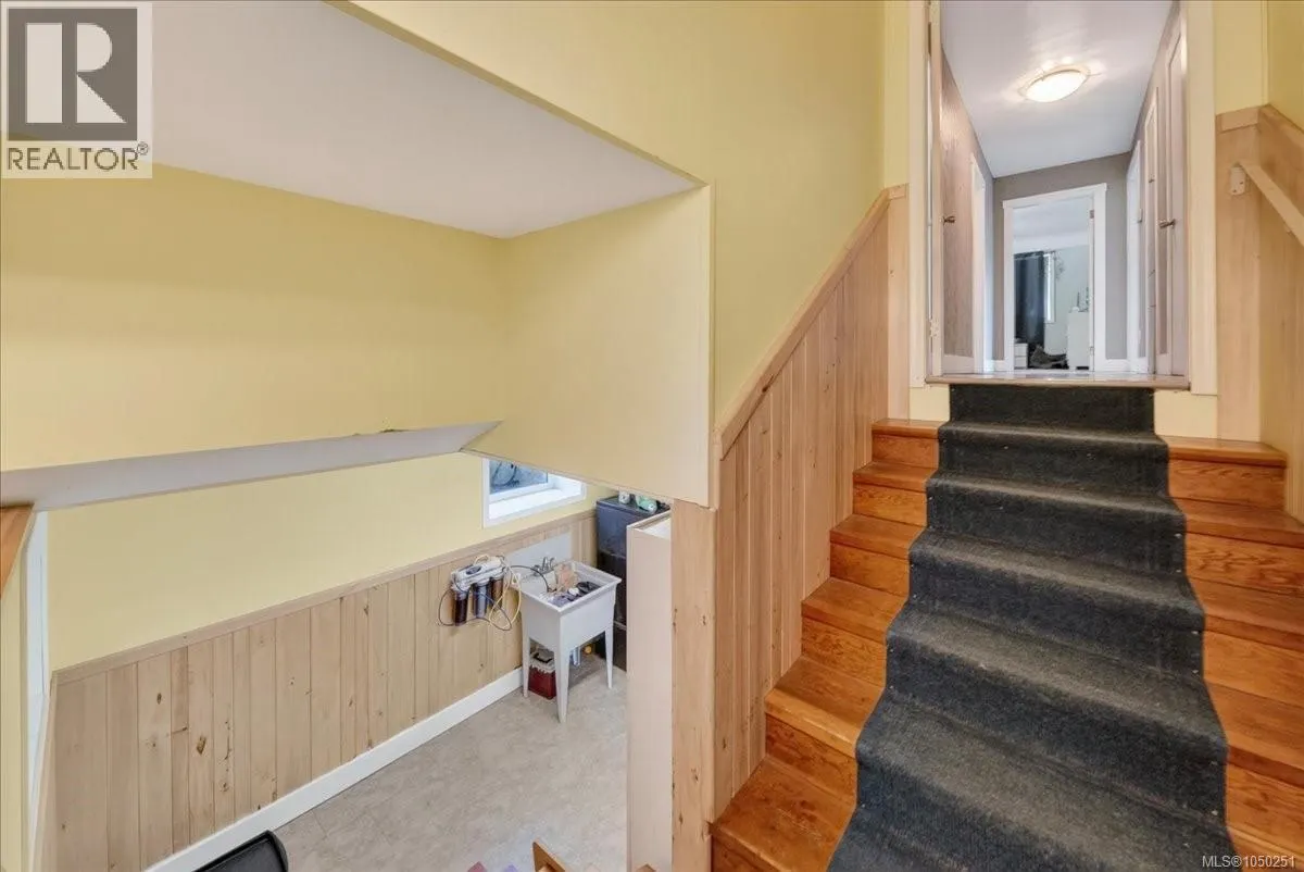 2216 Carpenter Rd