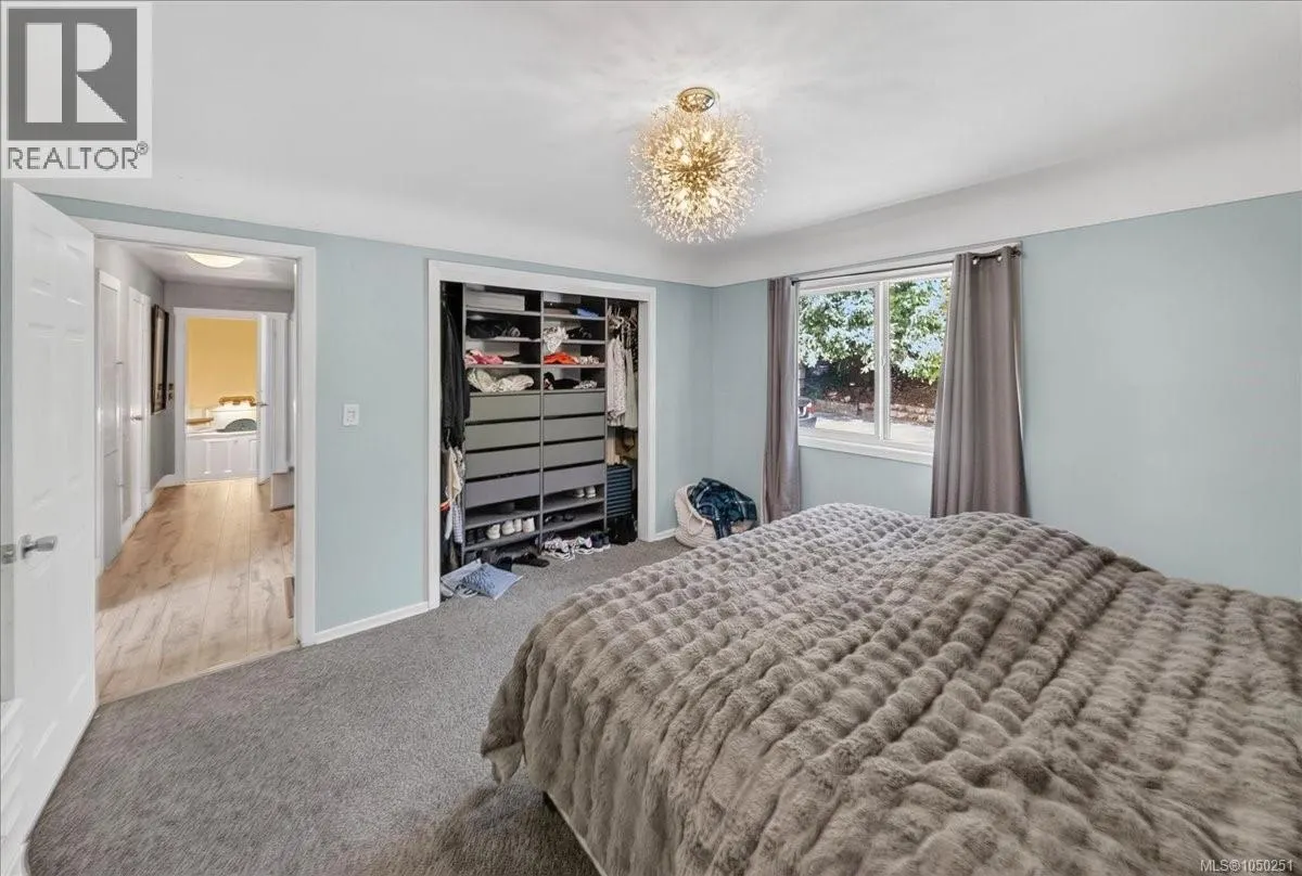 2216 Carpenter Rd