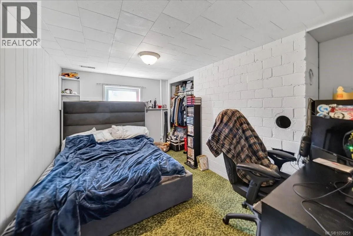 2216 Carpenter Rd
