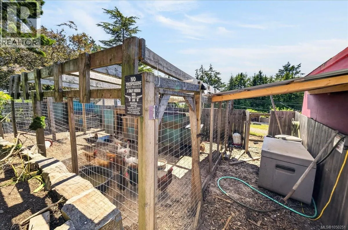 2216 Carpenter Rd
