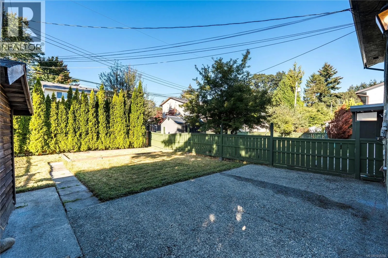 1714 Ashdale Pl