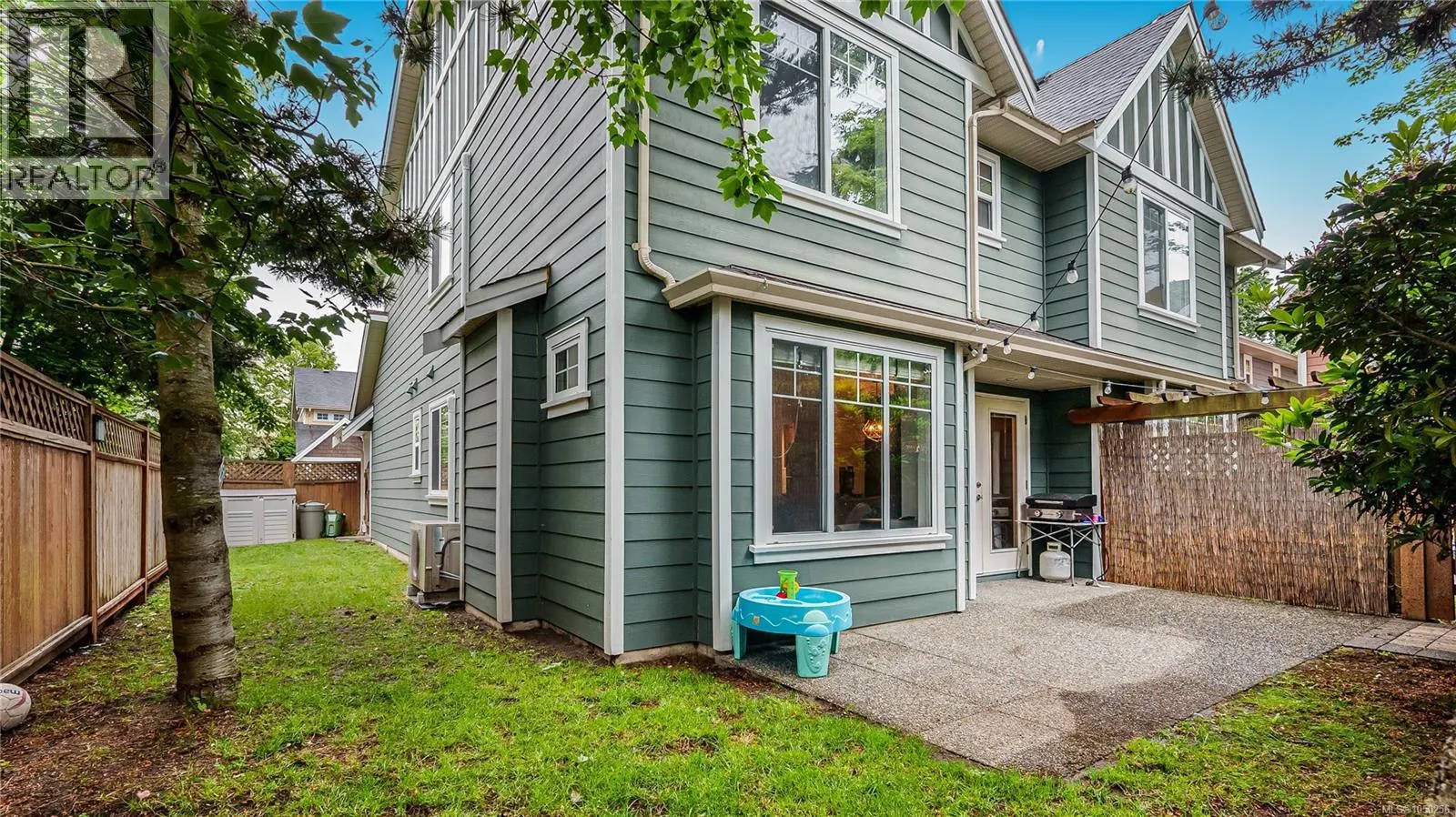 110 724 LARKHALL Rd