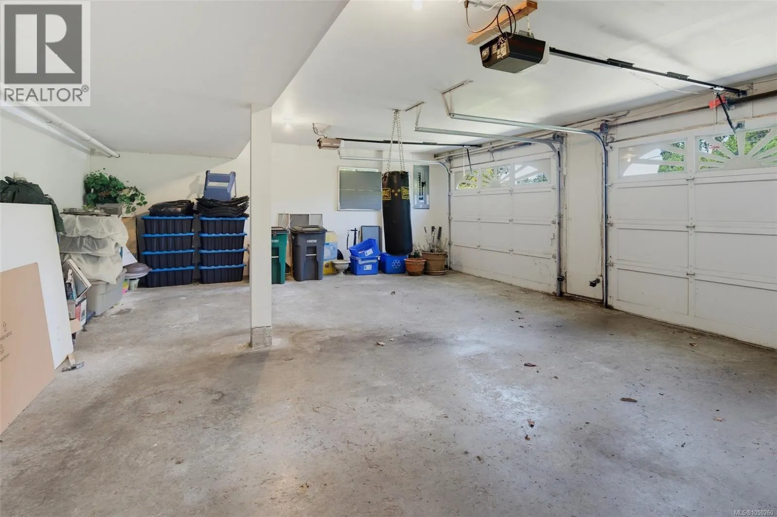 1847 El Sereno Dr