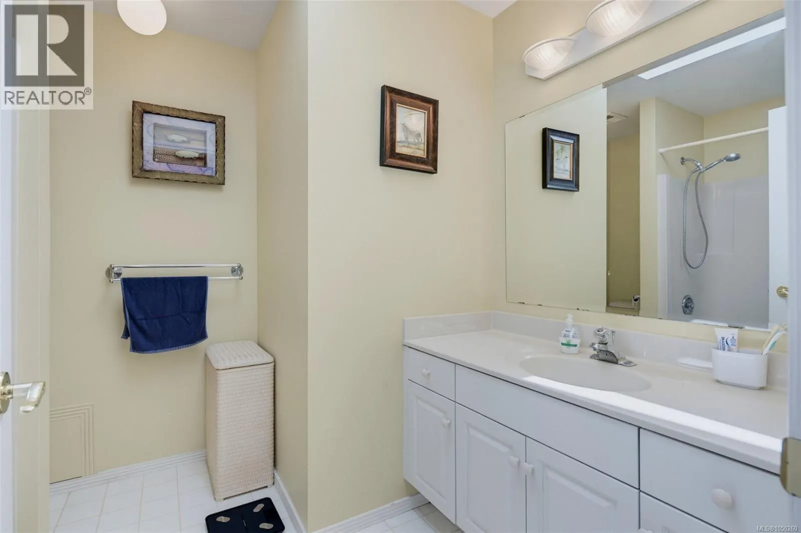 1847 El Sereno Dr