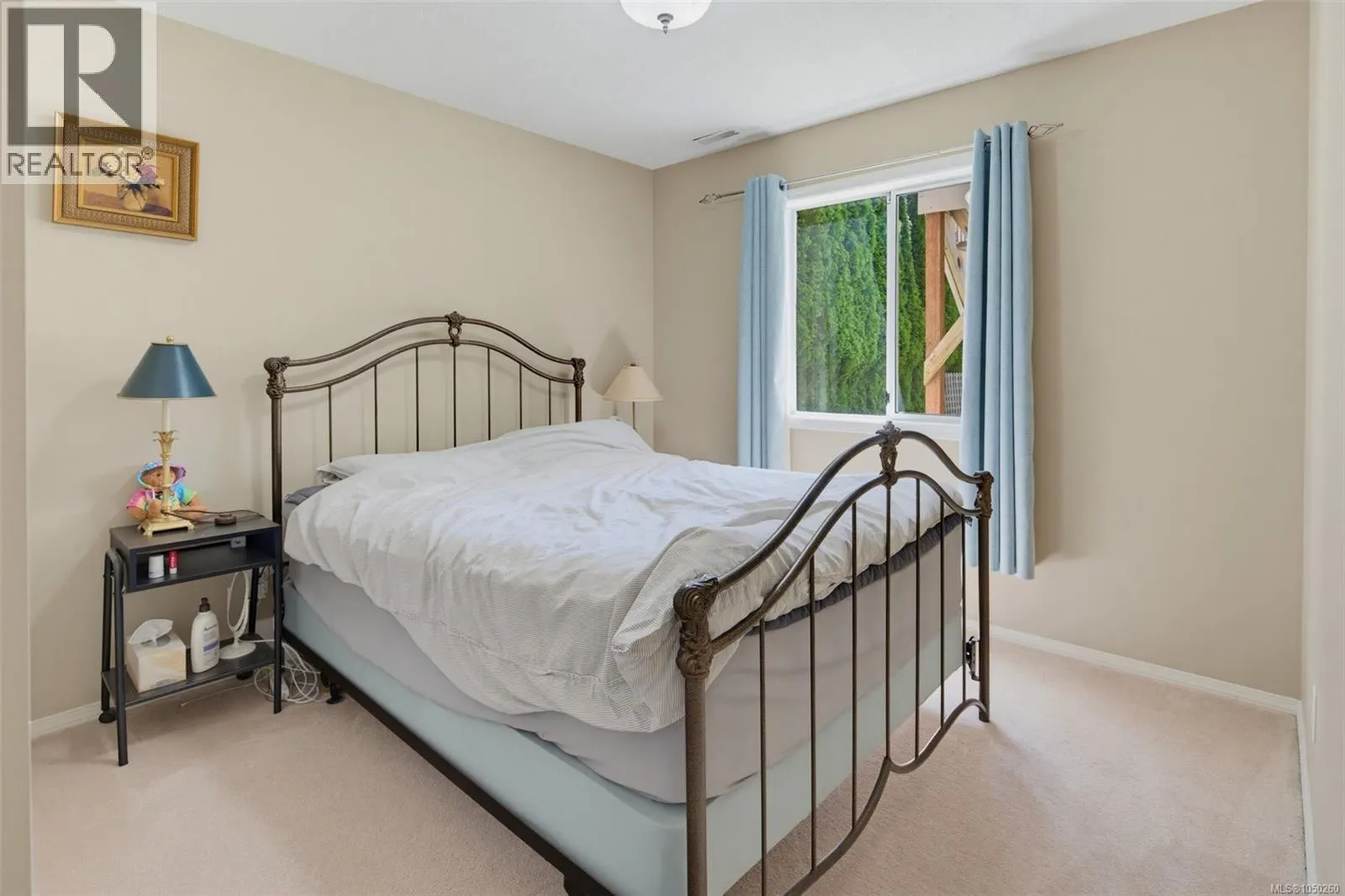 1847 El Sereno Dr