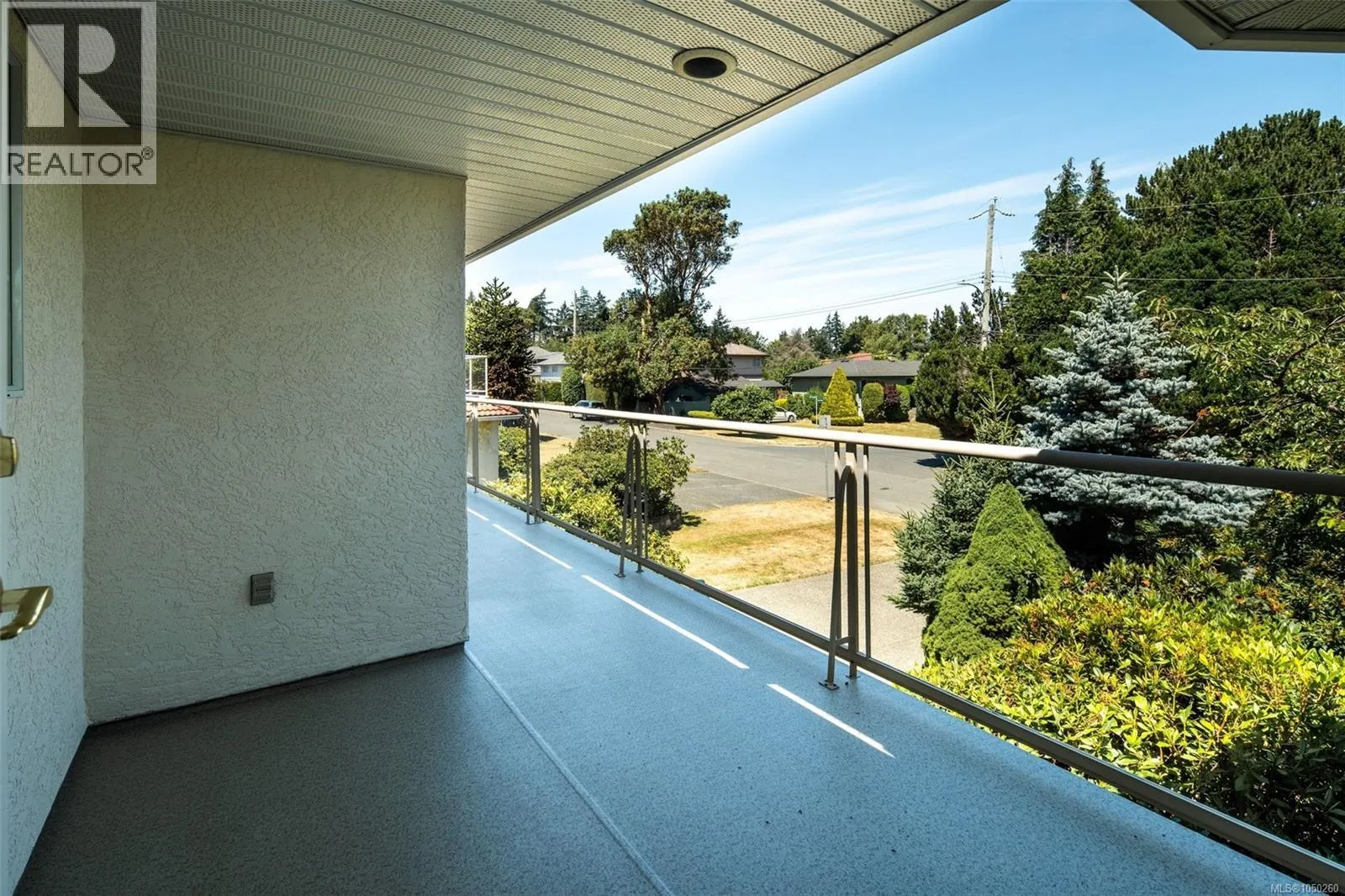 1847 El Sereno Dr