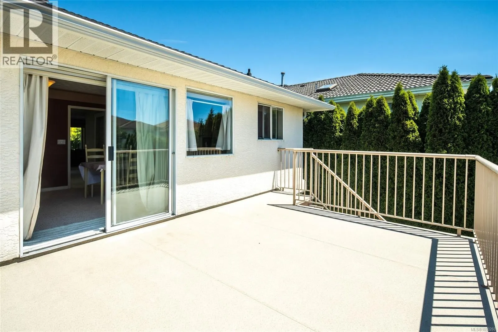 1847 El Sereno Dr