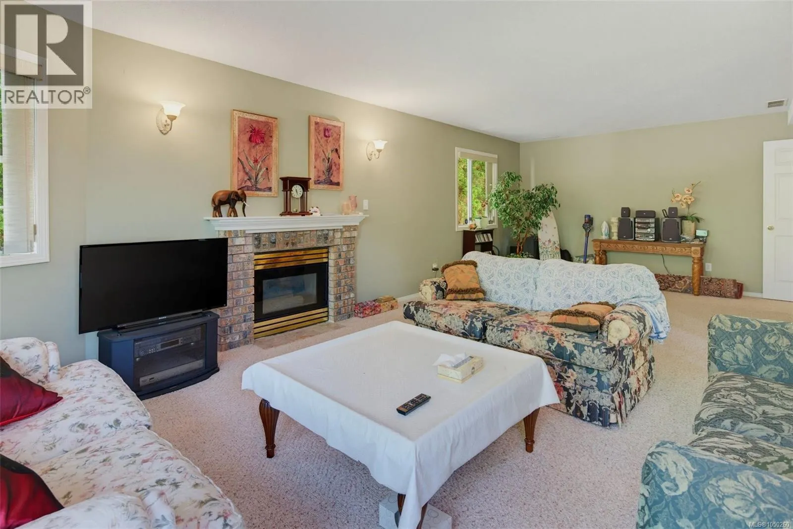 1847 El Sereno Dr