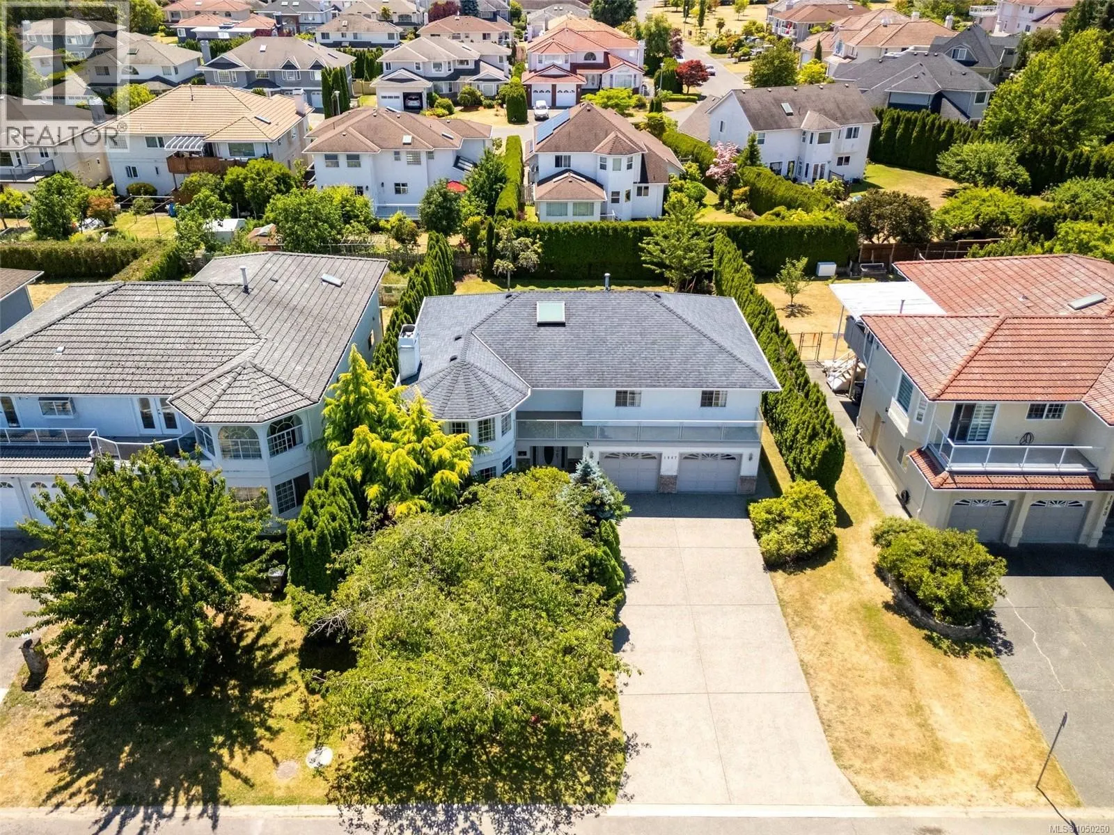 1847 El Sereno Dr