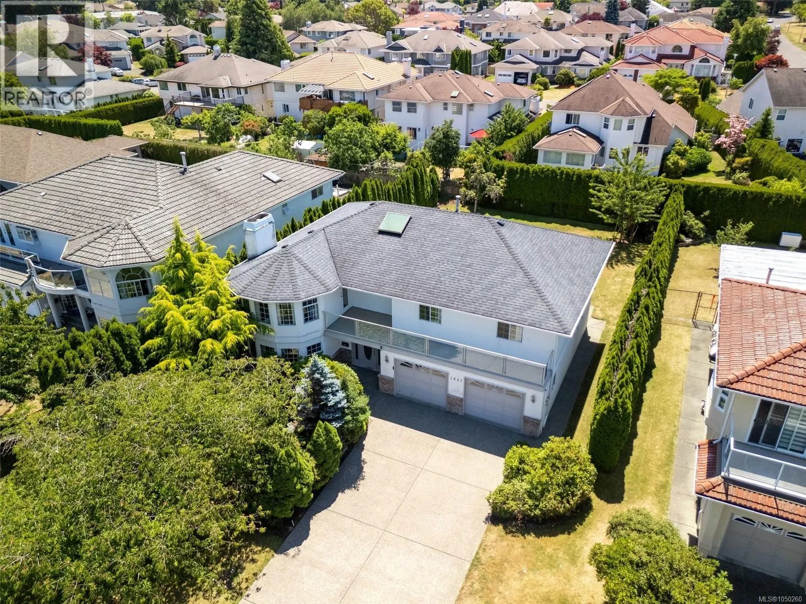 1847 El Sereno Dr