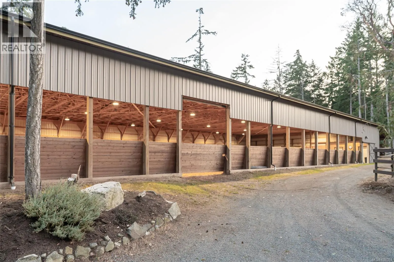 2065 Sanders Rd