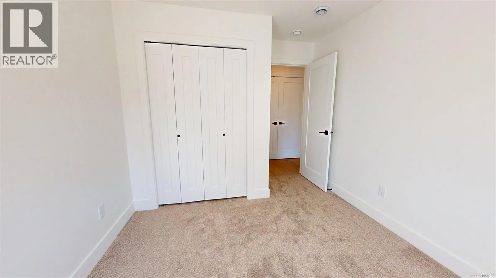 2320 Sparrow Lane