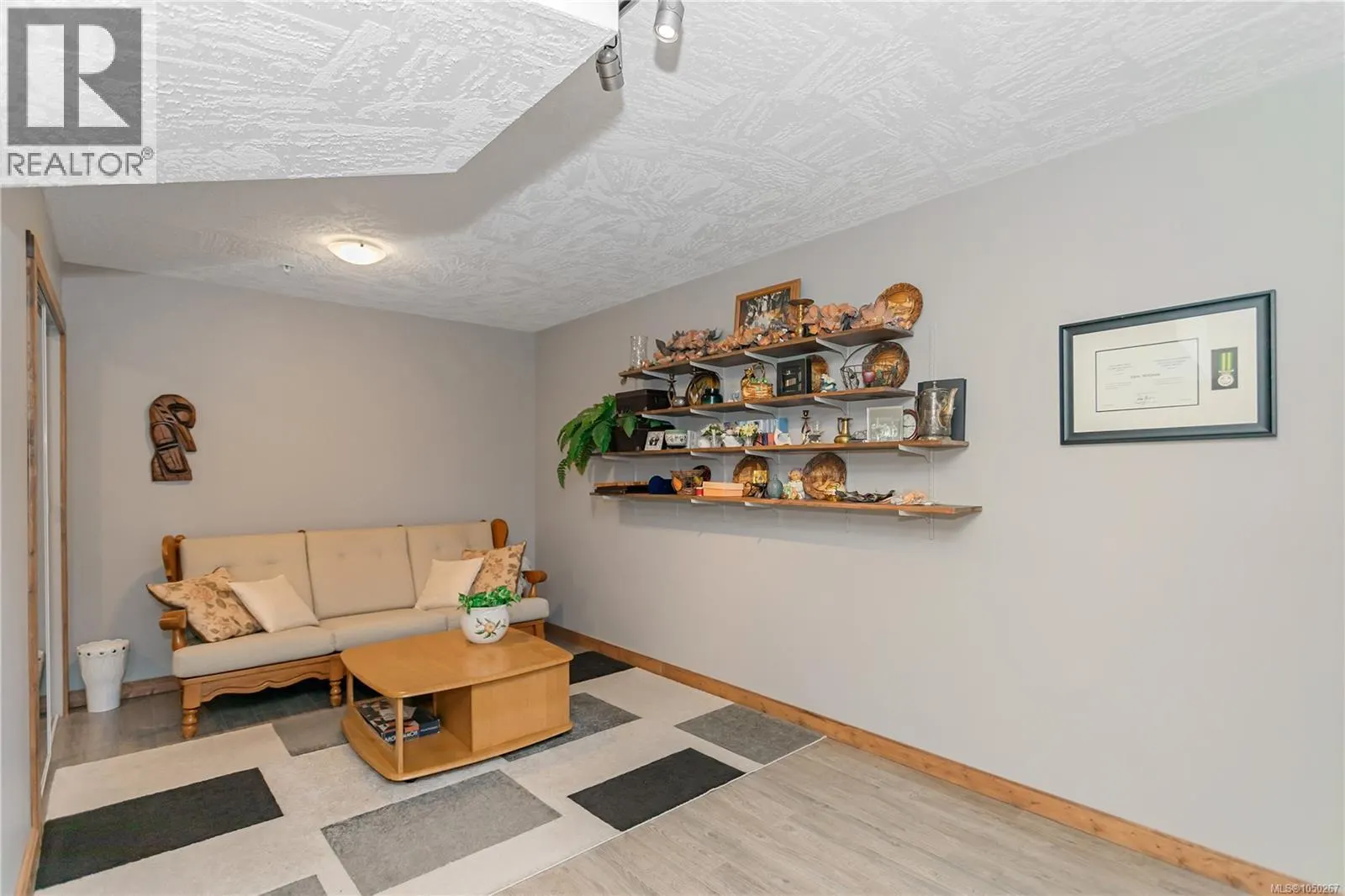 18 4991 Bella Vista Cres