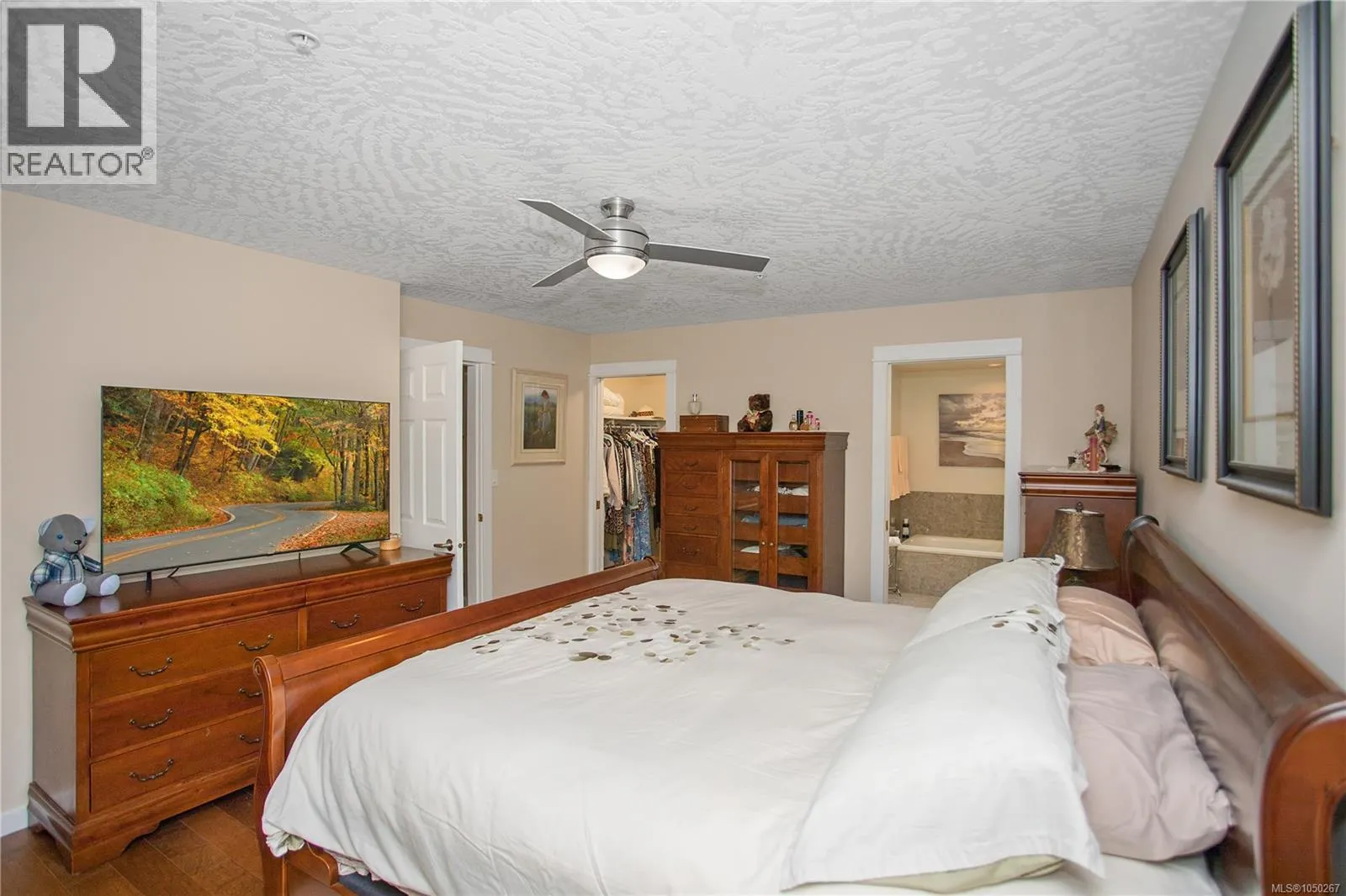 18 4991 Bella Vista Cres