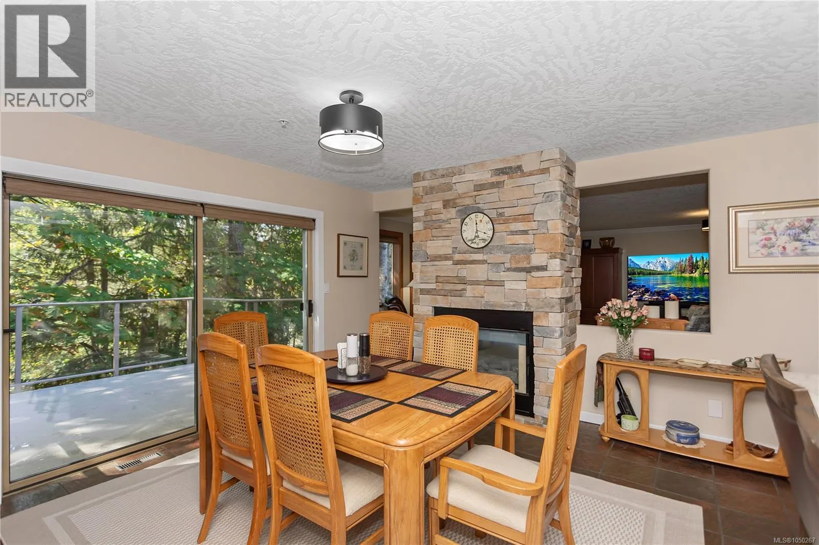 18 4991 Bella Vista Cres