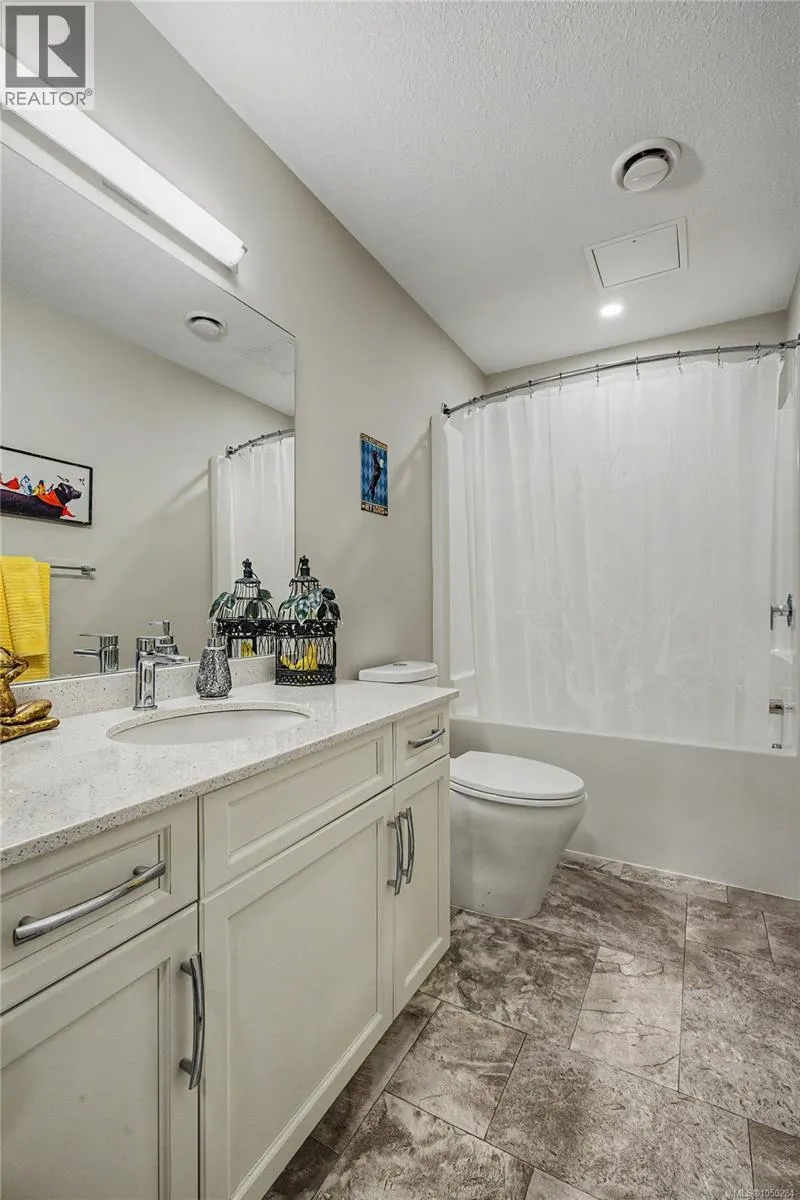 4165 Emerald Woods Pl