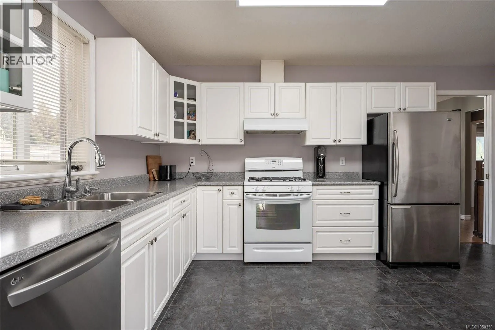 2187 Mountain Vista Dr