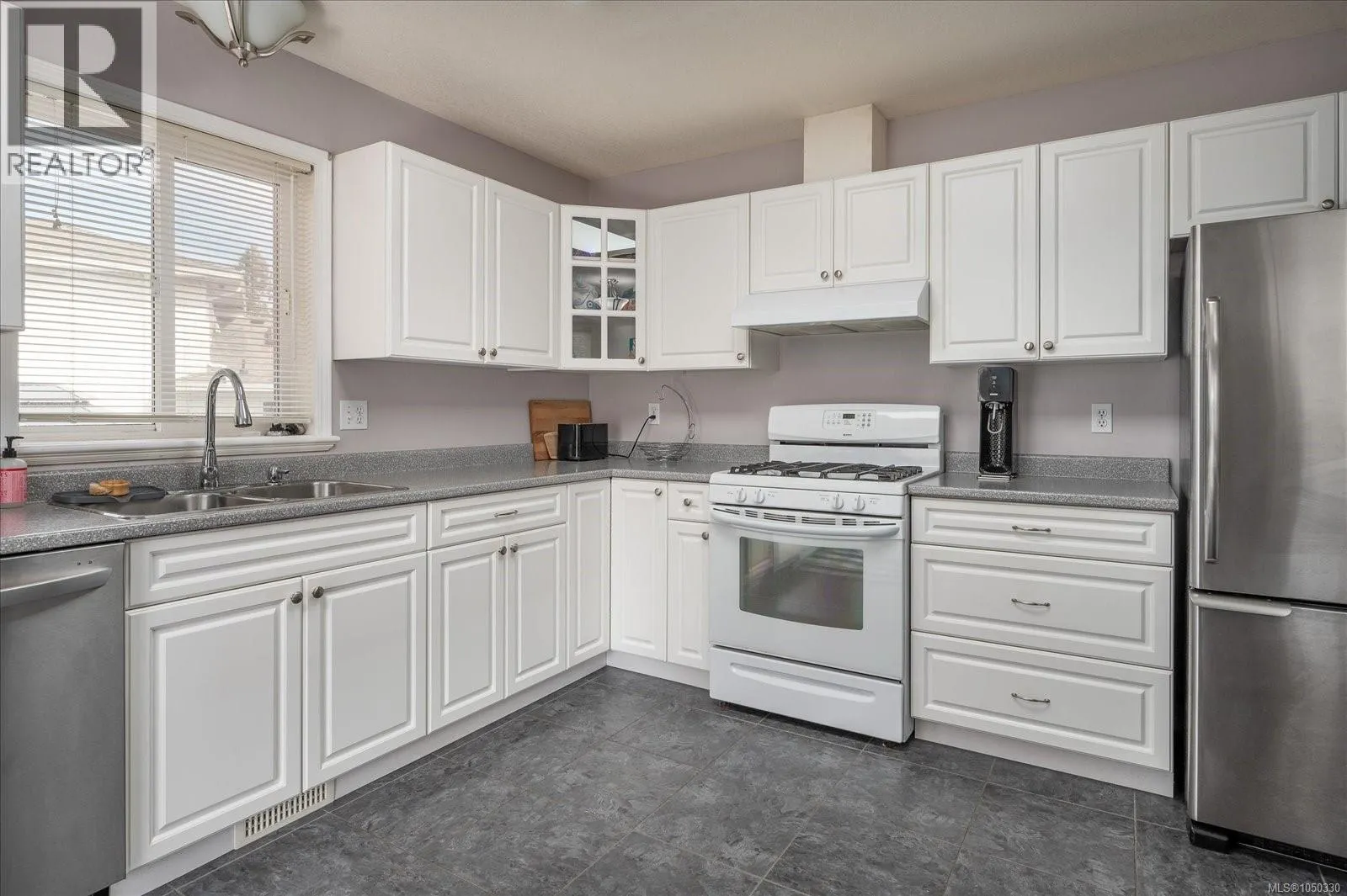 2187 Mountain Vista Dr