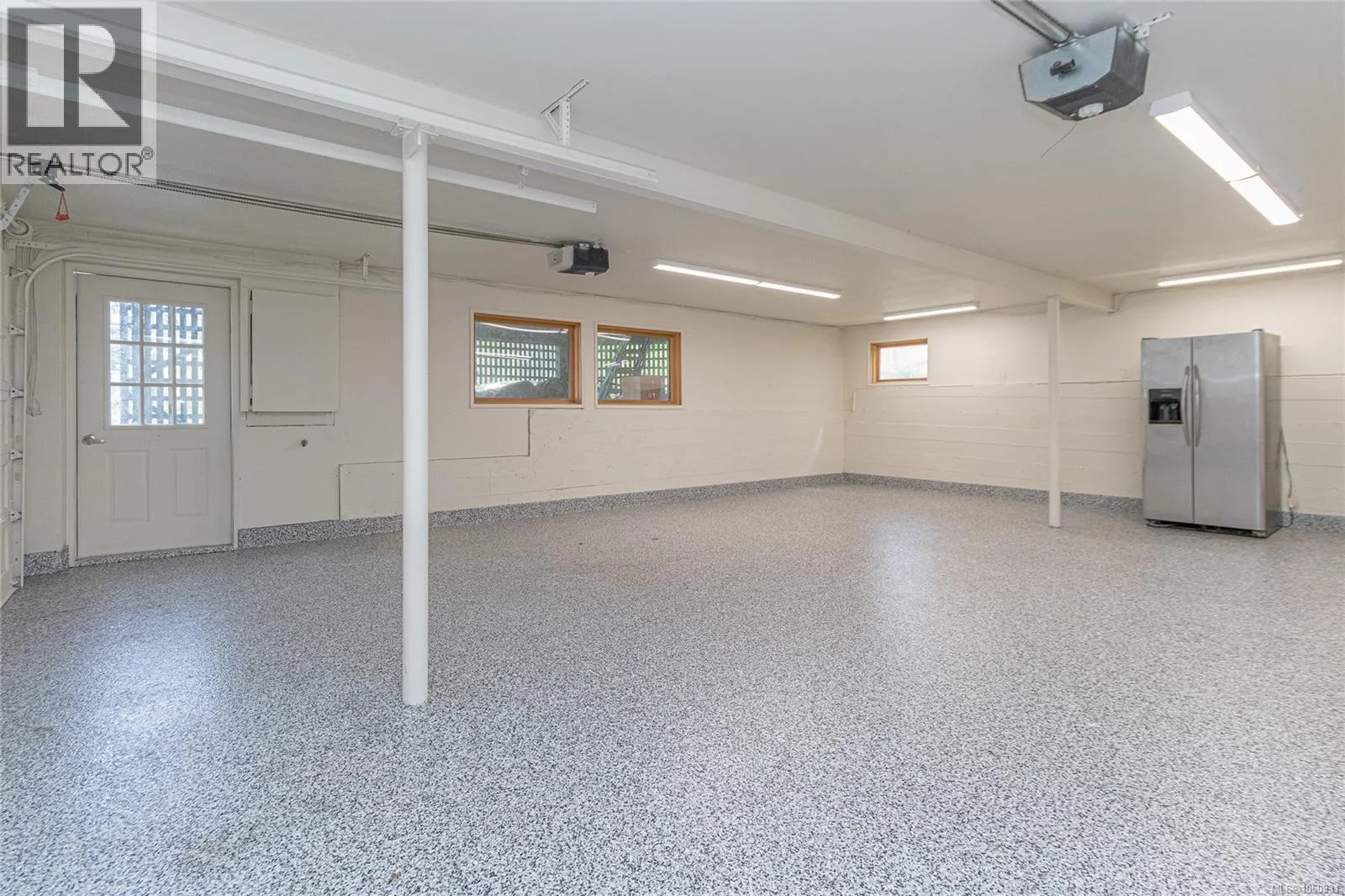 4906 Cordova Bay Rd