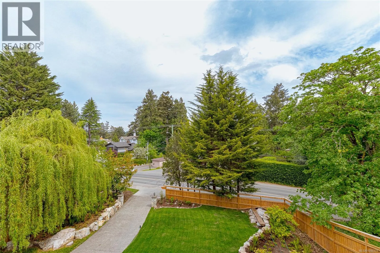 4906 Cordova Bay Rd