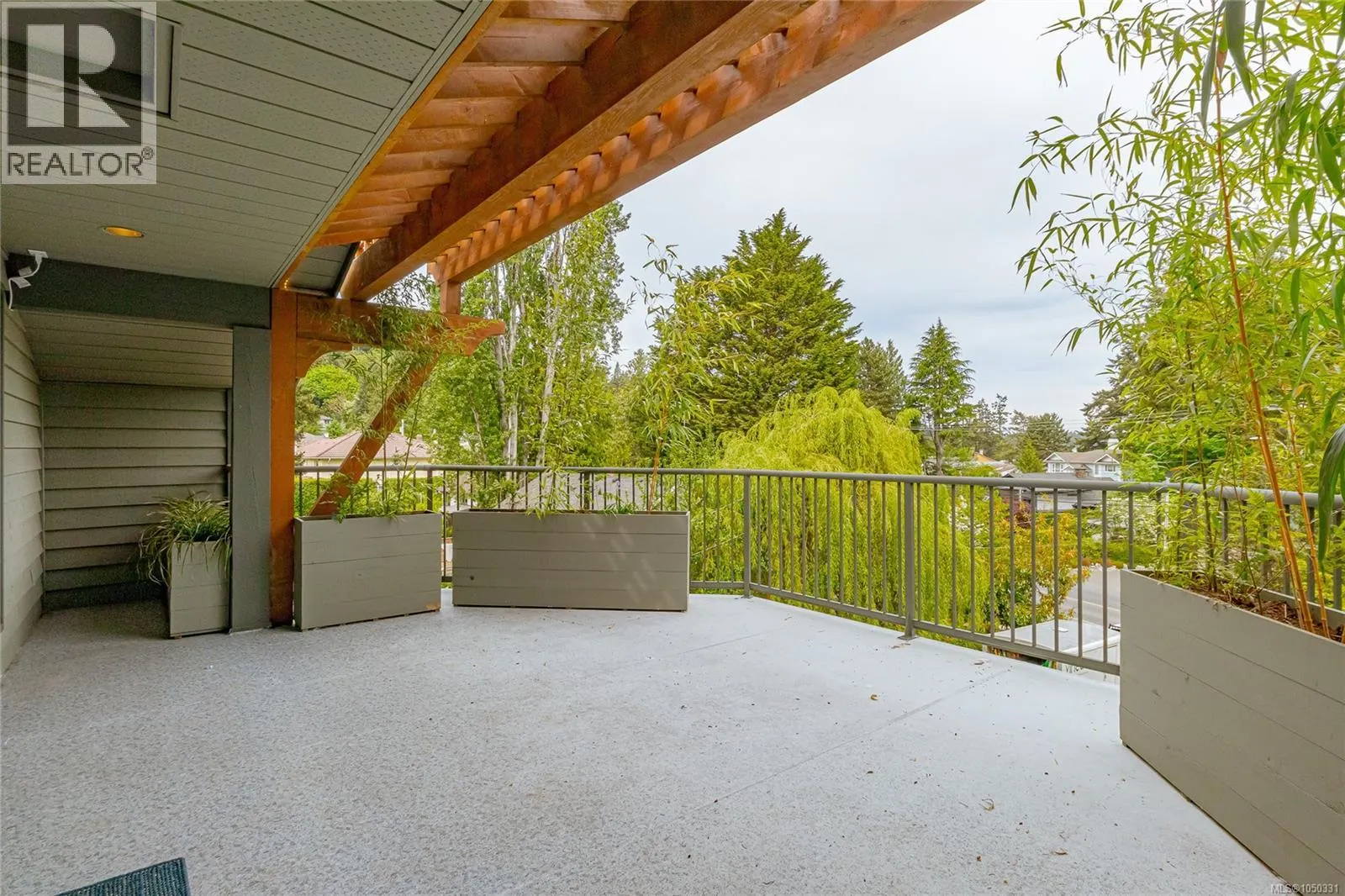 4906 Cordova Bay Rd