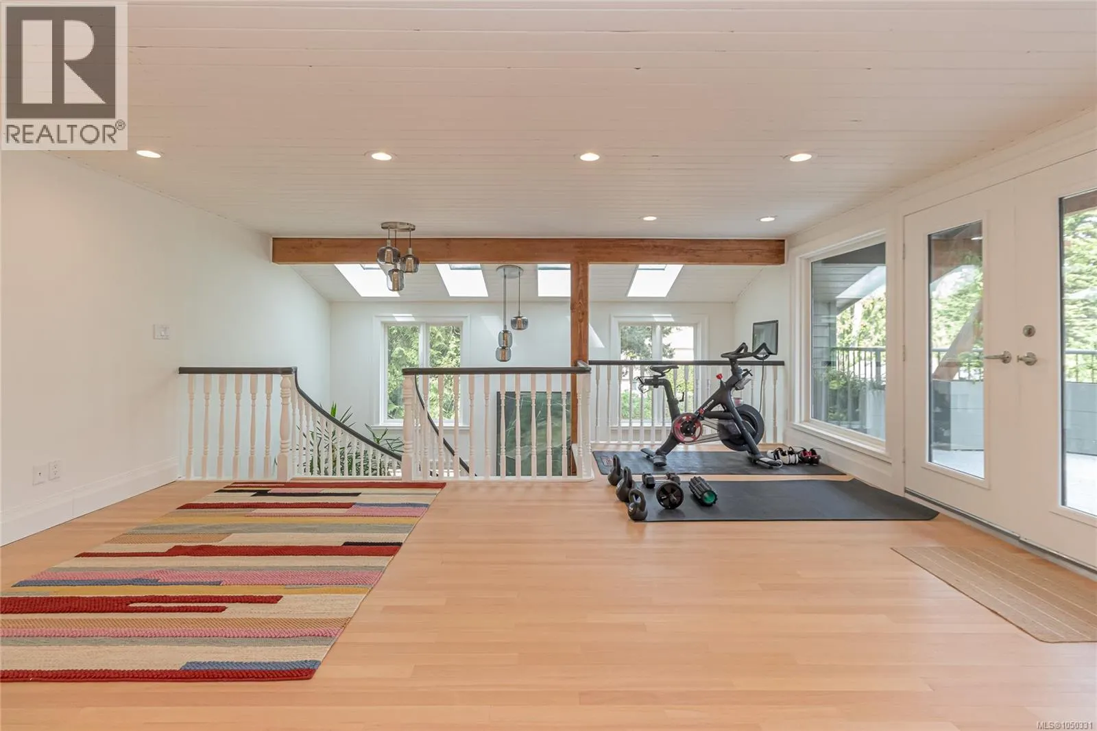 4906 Cordova Bay Rd