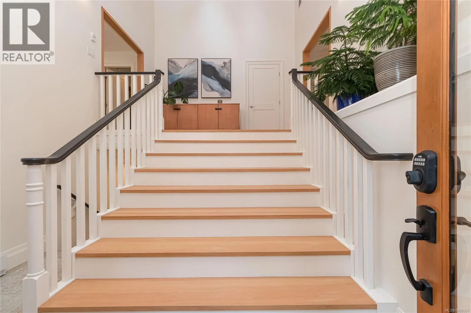 4906 Cordova Bay Rd